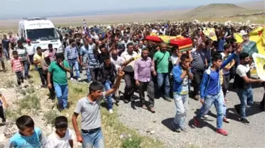 Kobani'de Öldürülen Ypg'li Kurtay Iğdır'da Toprağa Verildi
