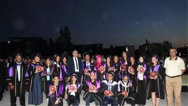 Harran Üniversitesi'nde Mezuniyet Coşkusu