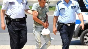 Alman Kadına Usturalı Gasp Teşebbüsü