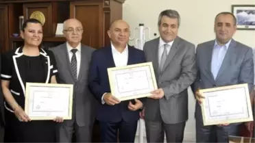 Kocaeli'de CHP Milletvekilleri Mazbatalarını Aldı