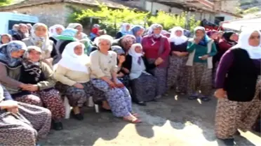 Burdur - Çorum'daki Kazada Ölen Aile Burdur'da Toprağa Verildi