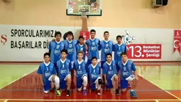 Best Minikler Şenliğine İyi Başladı