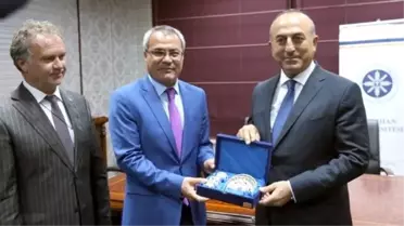 Dışişleri Bakanı Çavuşoğlu, Ardahan Üniversitesi'ni Ziyaret Etti
