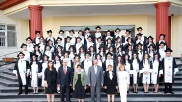 Özel Sanko Koleji'nde Mezuniyet Mutluluğu