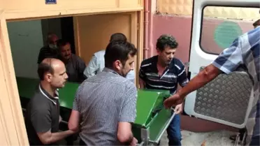 Tacizci Polisin Öldürdüğü Genç Adli Tıptan Alındı