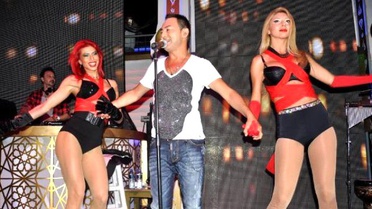 Serdar Ortaç'tan Hande Yener ile 'Sebastian'lı Düet
