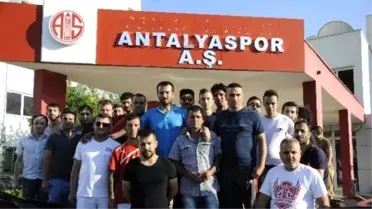 Antalyaspor Taraftarından Gencer'e Destek
