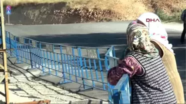 Duruşmaya 3.5 Aylık Kızıyla Katılan Madenci Eşi: Babasını Savunmaya Geldi