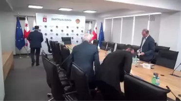 Türk İş Adamlarından Tiflis'teki Selzedelere Yardım