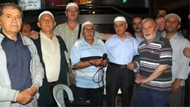 Burhaniye'de Ramazan Umrecilerine Coşkulu Uğurlama