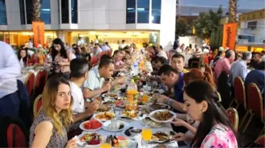 Dünyagöz'den Basına İftar