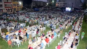 Mersin Büyükşehir, Toroslar'da Binlerce Kişiye İftar Verdi