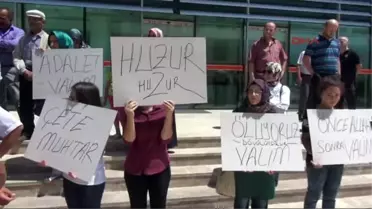 Denizli Valilik Önünde 'Muhtar' Eylemi
