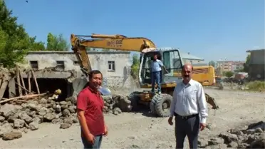 Malazgirt'te Yol Çalışması