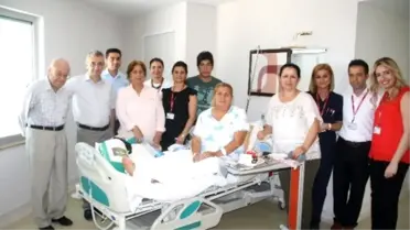 Hastanede Doğum Günü Sürprizi