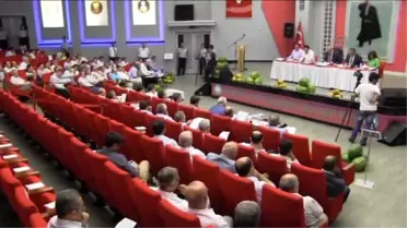 Manisa Büyükşehir Belediye Meclisinde Gerginlik