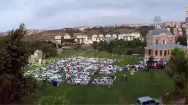 Suriyeli Sığınmacılara İftar