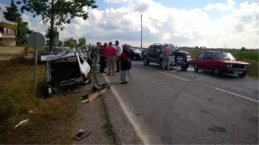 Bafra'da Trafik Kazası: 5 Yaralı