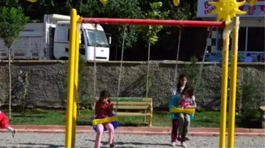 Sason'da Çocuklara Bayram Hediyesi