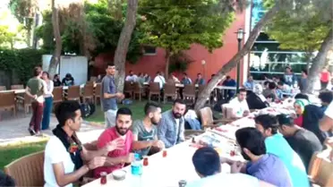 Suruç'taki Patlamadan Hemen Önce Çekilen Fotoğraf