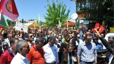 Suruç'taki Patlama Muş'ta Protesto Edildi