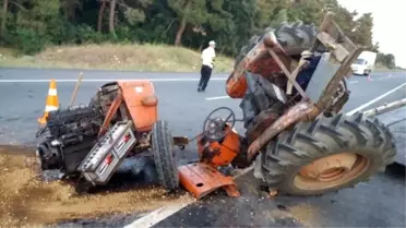 Otomobilin Çarpıp İkiye Böldüğü Traktörün 91 Yaşındaki Sürücüsü Öldü