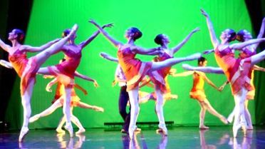 Rainbow' Ballet Show Strikes Bodrum Nights