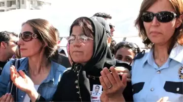 Şehit Okan Acar'ın Annesi: Senin Evin Burası Kalk Oğlum