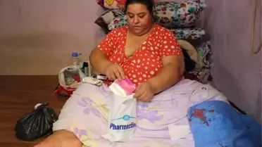 İzmir'de Tek Göz Odada 220 Kiloyla Yaşam Savaşı