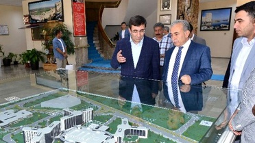 Kalkınma Bakanı Cevdet Yılmaz Adana'da