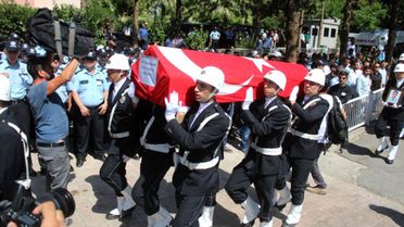 Ceylanpınar'da 2 Polisin Şehit Edilmesiyle İlgili 3 Kişi Tutuklandı