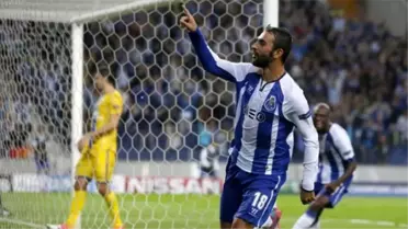 Galatasaray'dan, Adrian Lopez'e Ret
