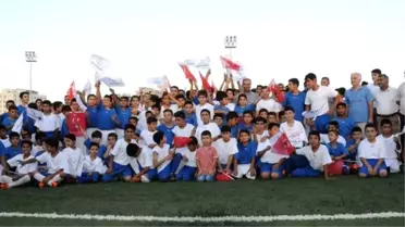 Karaköprü'de Yaz Futbol Okulu Başladı