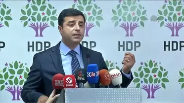 Demirtaş: 'İki Çatışan Tarafın da Elini Tetikten Çekmesi Lazım'