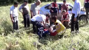Manisa'da Otomobil Devrildi: 4 Yaralı