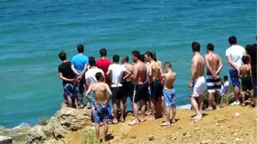 Ek Bilgilerle// Şile'de 4 Kişi Boğuldu, 1 Kişi Denizde Kayıp