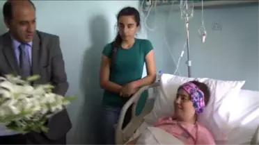 Şehit Binbaşının Eşi Sibel Kulaksız'a İsabet Eden Kurşun Çıkarıldı