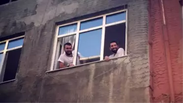 Arda Turan, Bayrampaşa'yı da Arkadaşlarını da Unutmuyor