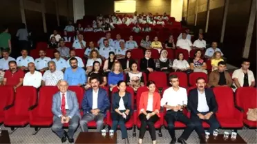Belediye Personeline 'İletişim' Konulu Seminer
