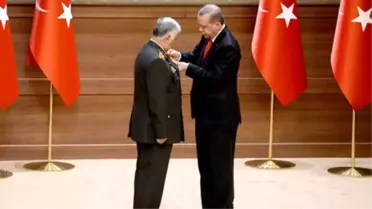 Genelkurmay Başkanı Orgeneral Özel'e Devlet Şeref Madalyası