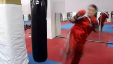 Özenerek Başladığı Kick Boksta Şampiyon Oldu