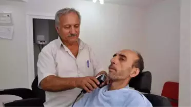 IŞID'lilere Benzemek İstemeyen Halk Berbere Koşuyor