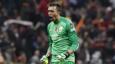 Manchester United, Muslera İçin 25 Milyon Sterlin Ayırdı