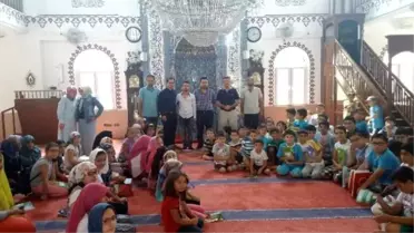 Kur'an Kursu'nda Başarılı Olan Çocuklara Tablet