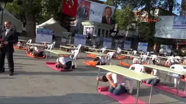 İzmit - 'Çök, Kapan, Tutun, Depremde Hayata Tutun'