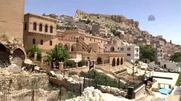 Vatandaşın Seyahat Özgürlüğüne 'Terör' Engeli