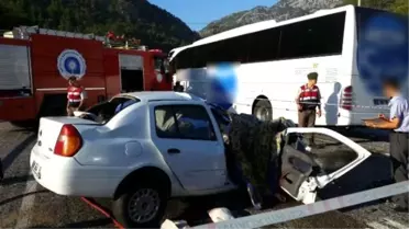 Antalya'da Trafik Kazası: 5 Ölü (1)