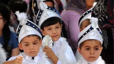 Tokat'ta 100 Çocuk Sünnet Ettirildi