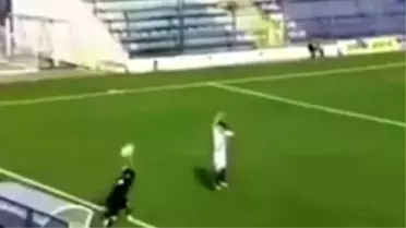 1.94'lük Stoper Baranin, Orta Yapar Gibi Taç Atıyor