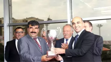 Bakırköy Belediye Başkanlığı Koşusu Buzkaya'nın